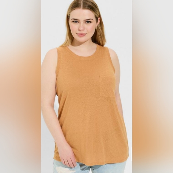 Torrid Lightweight Linen Blend Crew Neck Pocket Tank Size 3 - Picture 7 of 7
